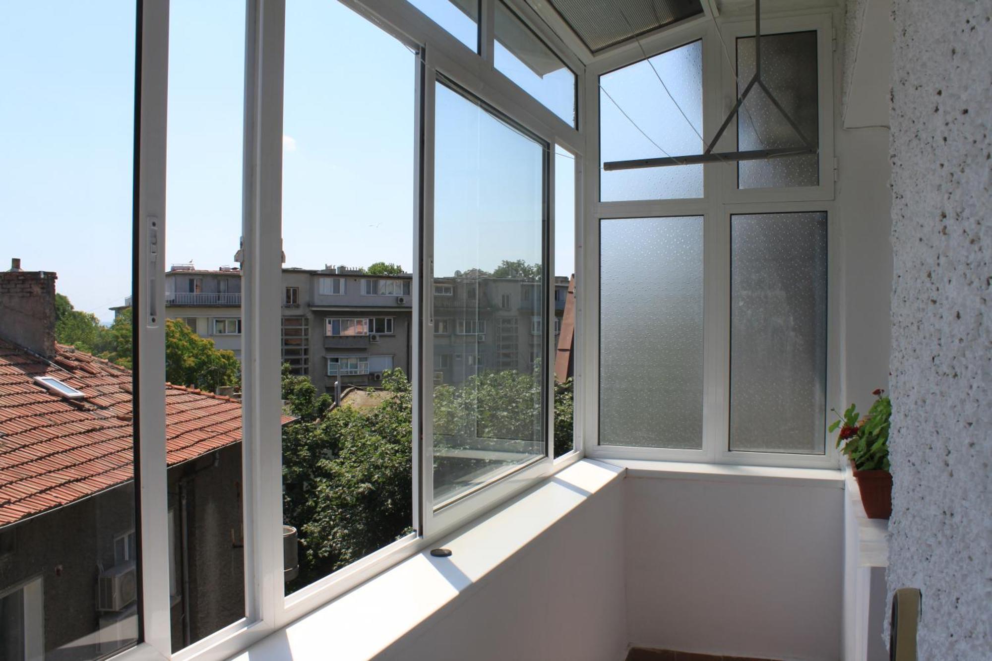 Sunny Cozy Flat In The Centre, Close To Beach, 4 Rooms, 105Sqm Varna Bagian luar foto