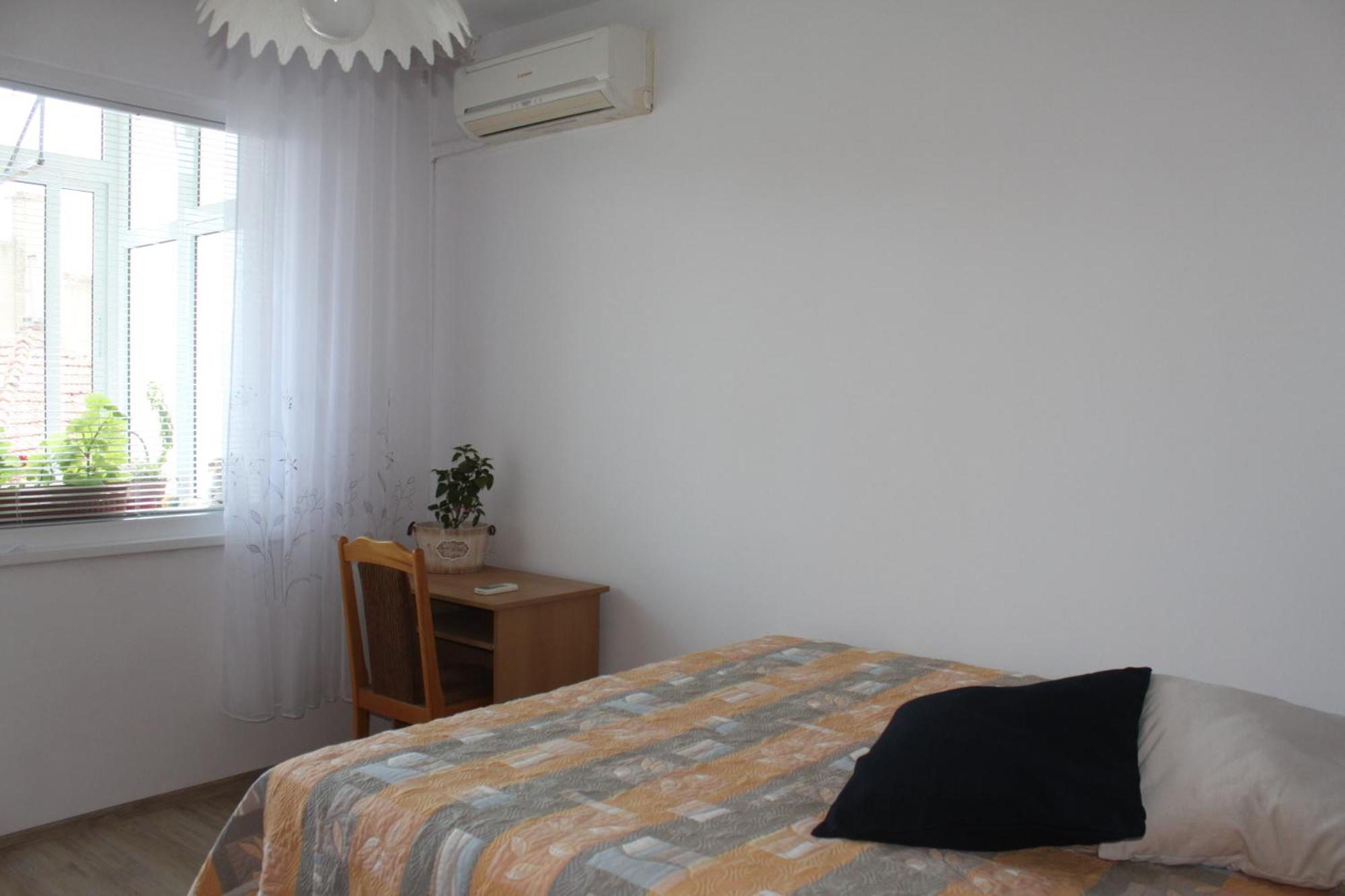 Sunny Cozy Flat In The Centre, Close To Beach, 4 Rooms, 105Sqm Varna Bagian luar foto
